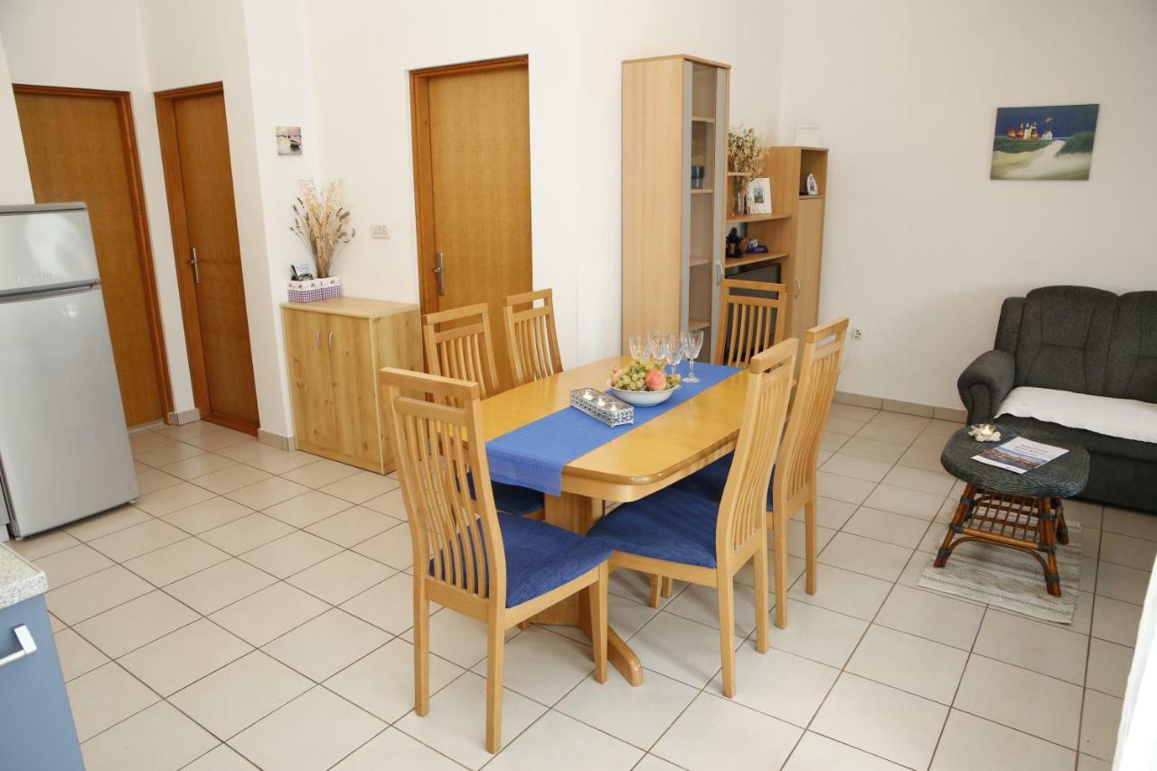 Apartman Alica Srima Vodice Exteriör bild