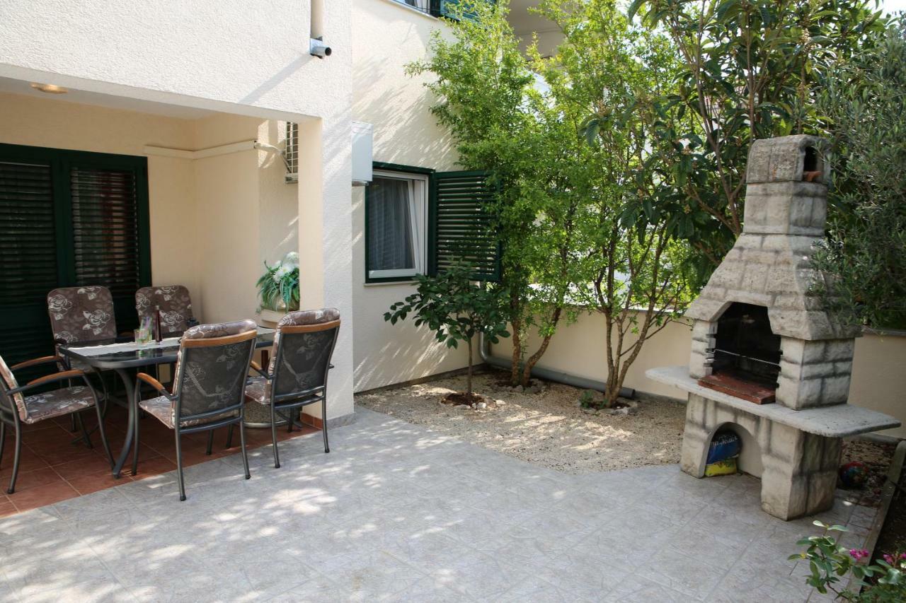 Apartman Alica Srima Vodice Exteriör bild