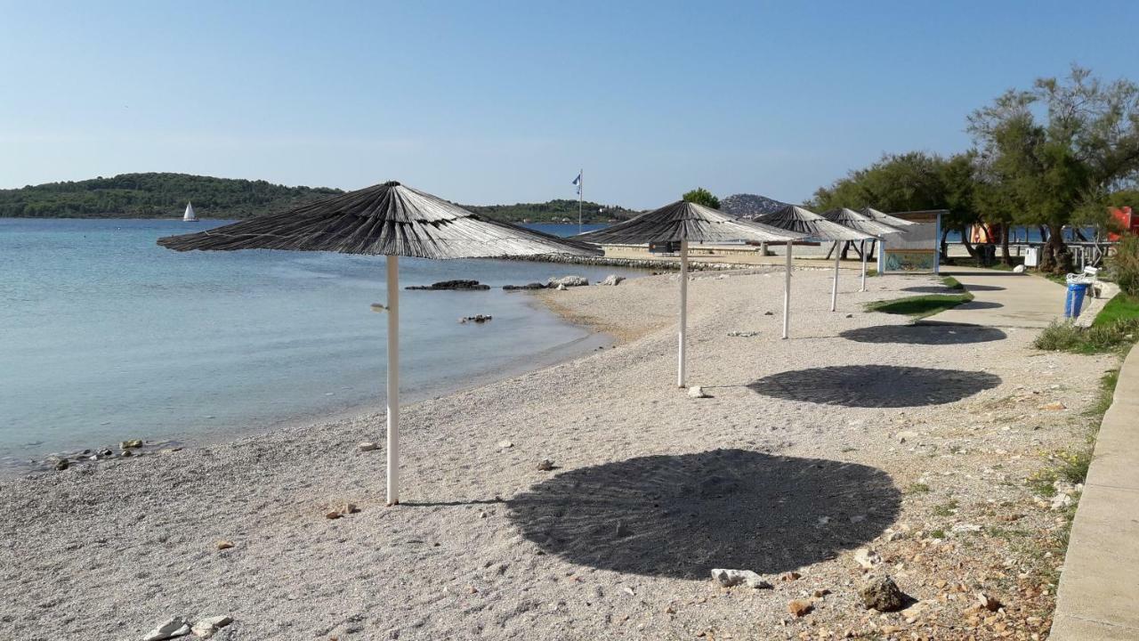 Apartman Alica Srima Vodice Exteriör bild