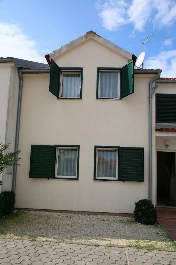Apartman Alica Srima Vodice Exteriör bild