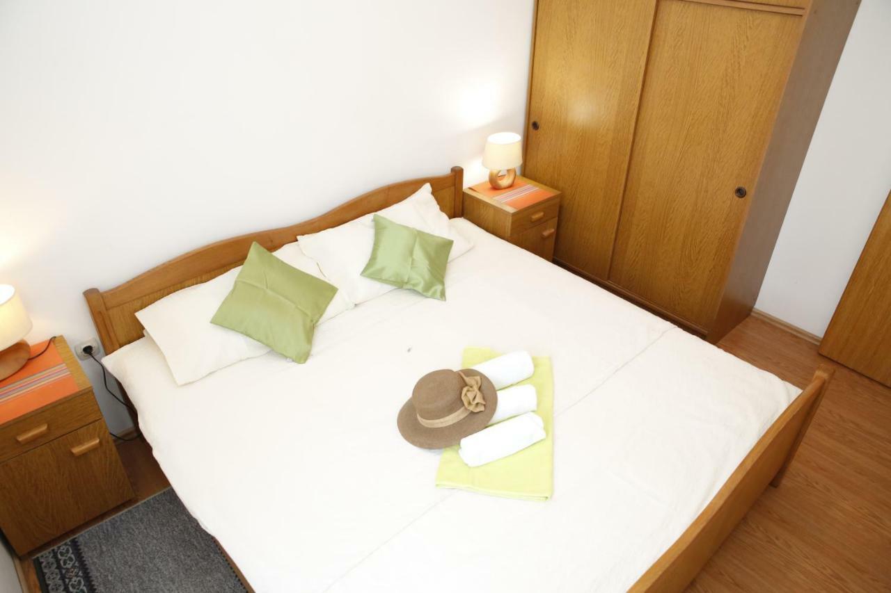 Apartman Alica Srima Vodice Exteriör bild