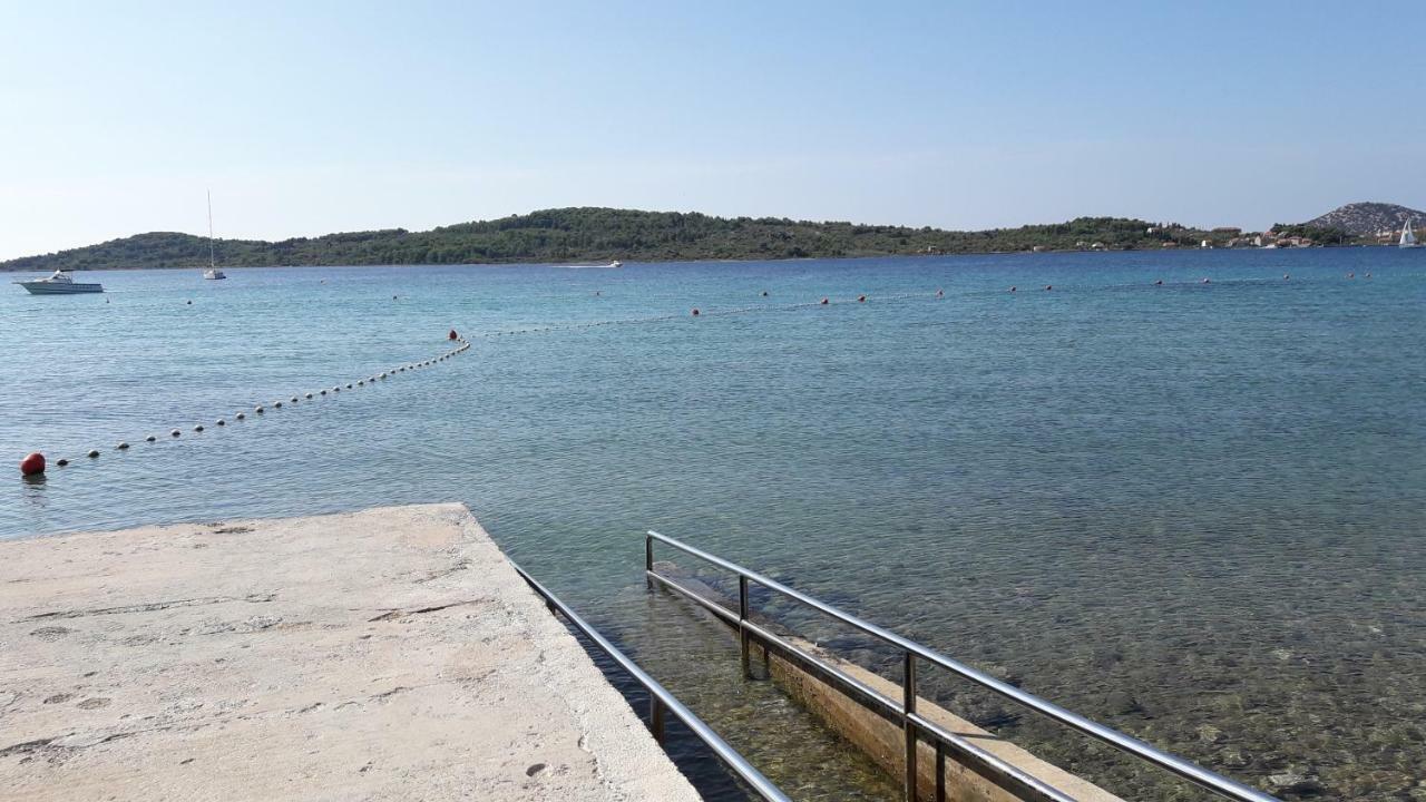 Apartman Alica Srima Vodice Exteriör bild